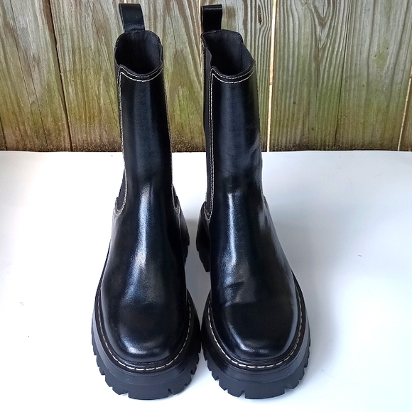 H&M Shoes - Women's platform Chelsea ankle boots faux leather Western booties Sz